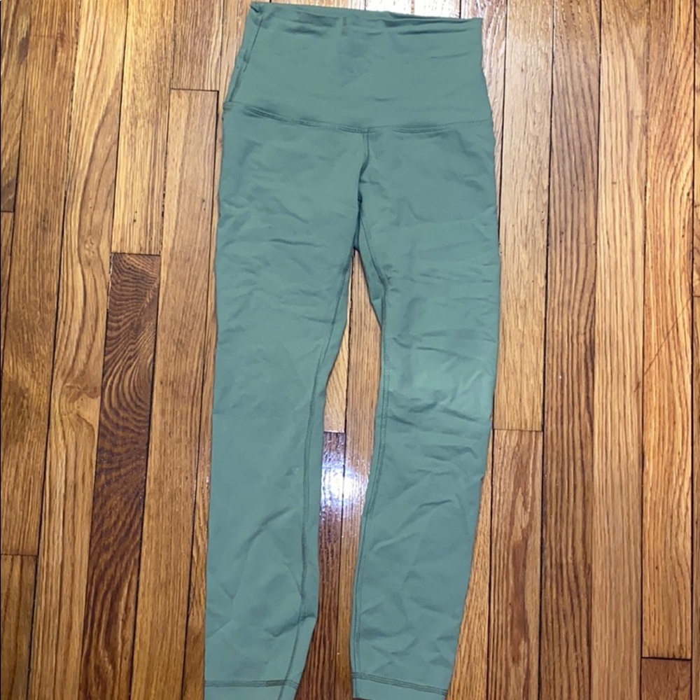 lululemon Wunder Under Crop